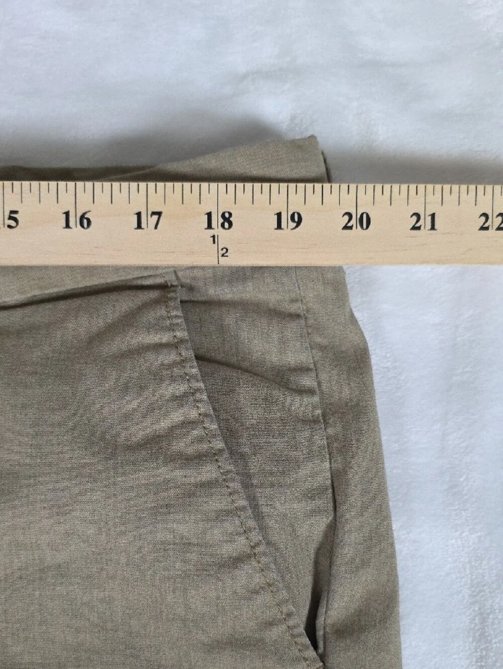 Nordstrom Men's Tech-Smart Flat Front Shorts Tan Size 40W